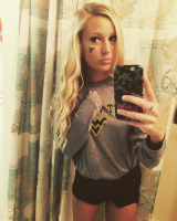 19-west-virginia-pretty-girl-JQ0dUNk.png