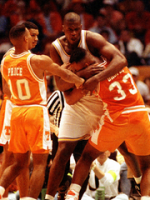 Carlos Groves & Shaq O'Neal 1992.png