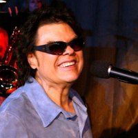 ronnie-milsap-9542354-1-402.jpg