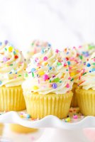 Vanilla-Cupcakes3.jpg