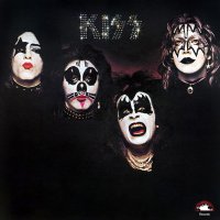 KISS-Debut-album-cover-web-optimised-820.jpg