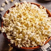 how-to-make-popcorn-10-square.jpg