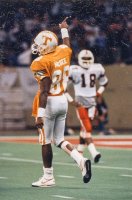 mcgee_tim_1986_sugar bowl_signals first down_0061_sb5_.jpg