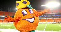 121913-18-CFB-Orange-Bowl-mascot-OB-PI.vresize.1200.630.high.0.jpg