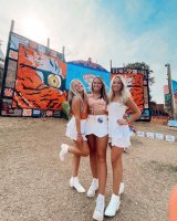 amateur-three-clemson-girls-on-homecoming-oRRmhK.jpg