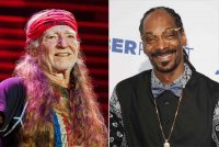 Snoop-Dogg-Recalls-Getting-Super-High-with-Willie-Nelson-While-Playing-Dominoes-in-Amsterdam-o...jpg