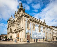 carmo-church-th-c-porto-portugal-street-scene-looking-azulejo-tiles-sunshine-164942901.jpg