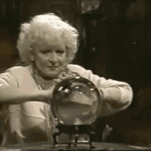 betty-white-alf.gif