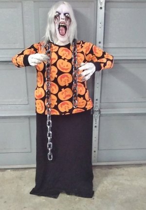 halloween hag front.jpg