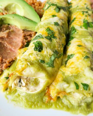 Green-Chicken-Enchiladas-5-1.jpg