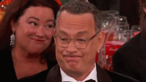 tom-hanks-golden-globes.gif