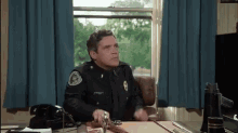 police-academy-steve-guttenberg.gif