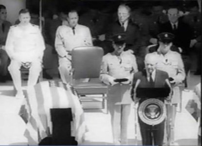 paul huff tomb ceremony.jpg