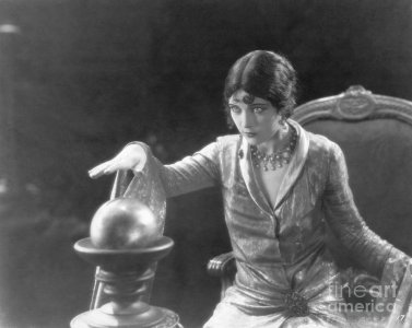 woman-gazing-into-crystal-ball-bettmann.jpg