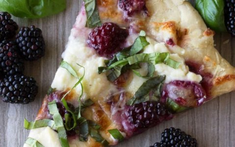 Blackberry-Basil-Ricotta-Pizza-Square-1200x752.jpg