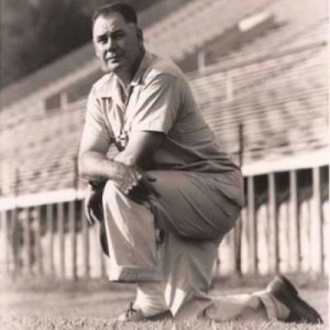 robert-neyland-5c7a94c7-cedf-46d4-9247-f680f17caf1-resize-750.jpeg