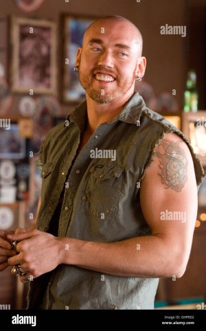 born-to-be-wild-saumig-unterwegs-red-kevin-durand-ist-ein-waschechter-GHFRD2.jpg