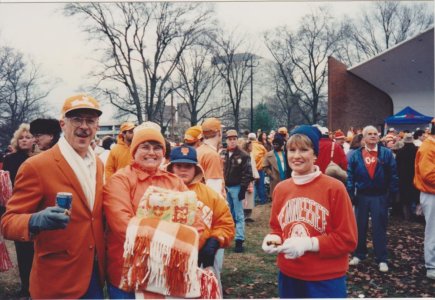 UT-VU 1992 with McGoverns.jpg