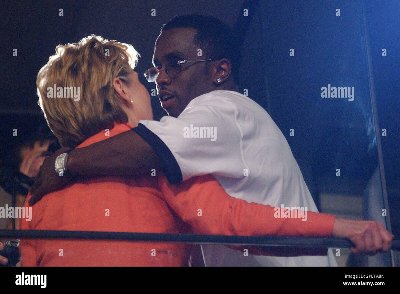 sean-pdiddy-combs-greets-sen-hillary-clinton-d-ny-at-the-democratic-national-convention-thursd...jpg