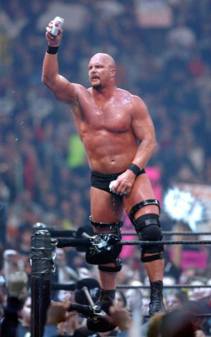 stone-cold-steve-austin-at-wrestlemania-x8-news-photo-75577032-1541797716.jpg