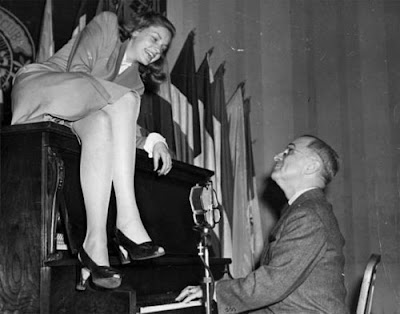 truman+bacall.jpg