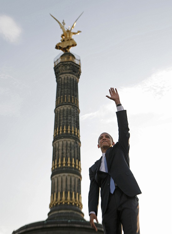 July24_08_BerlinVictoryColumn_AP.jpg