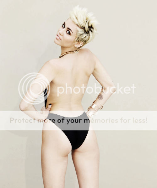 MileyCyrusSwimsuitPic.png