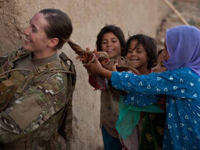 US-Army-ponytails-640x480.jpg