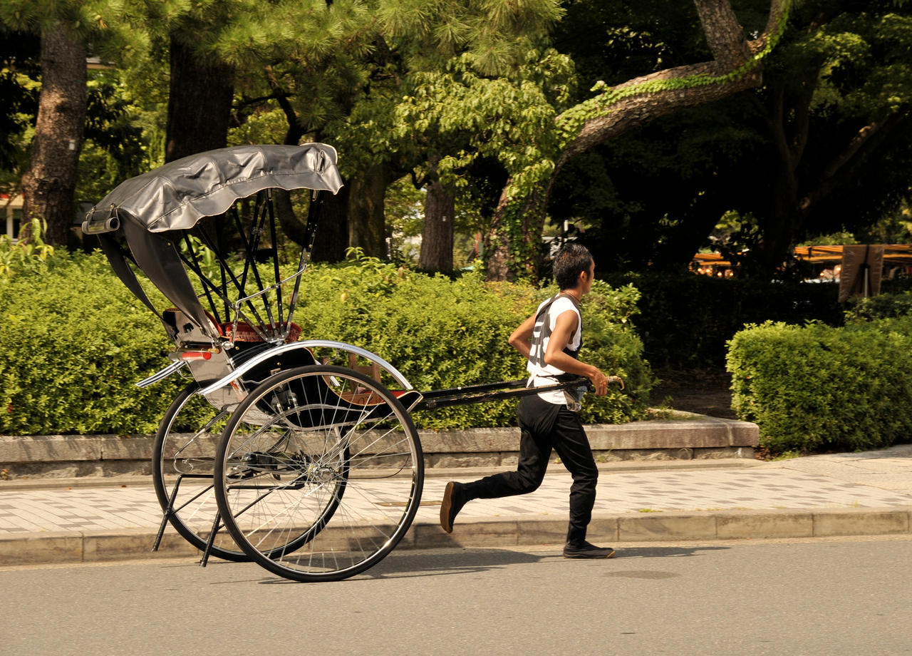 Running_Rickshaw_by_AndySerrano.jpg