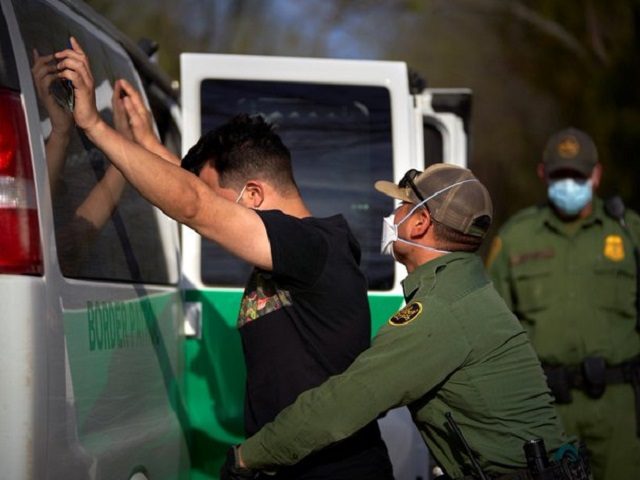 Border-Patrol-arrests-sex-offender-640x480.jpg