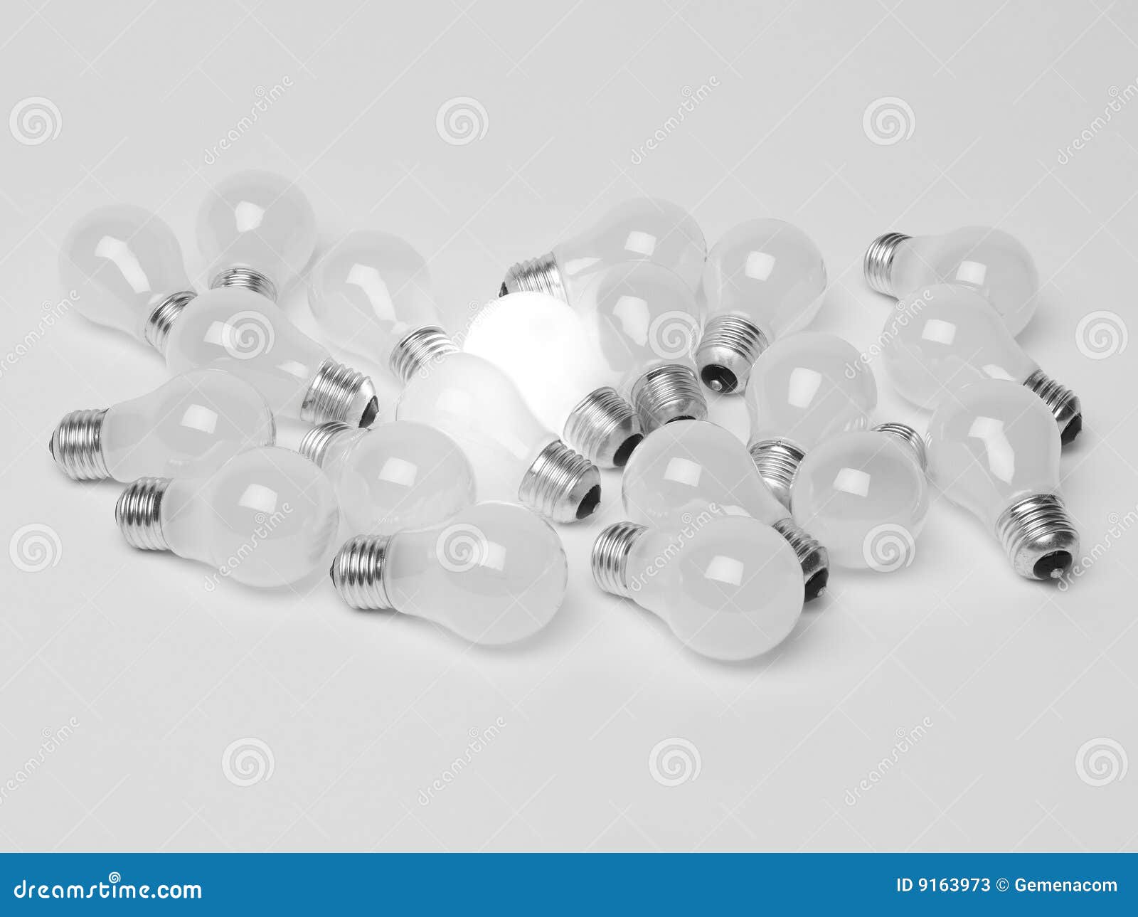 pile-light-bulbs-9163973.jpg