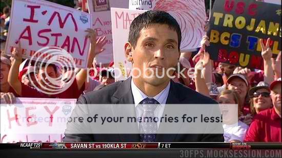 asian-funny-college-football-sign.jpg