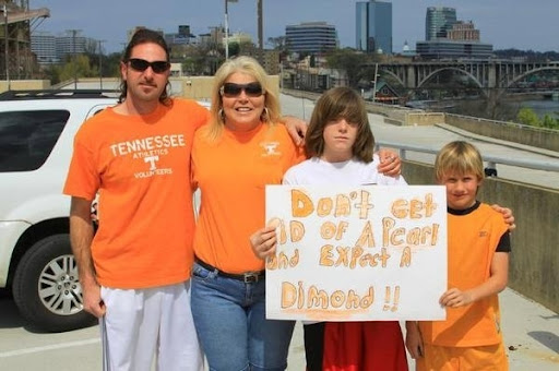 Tennessee+Fans.JPG