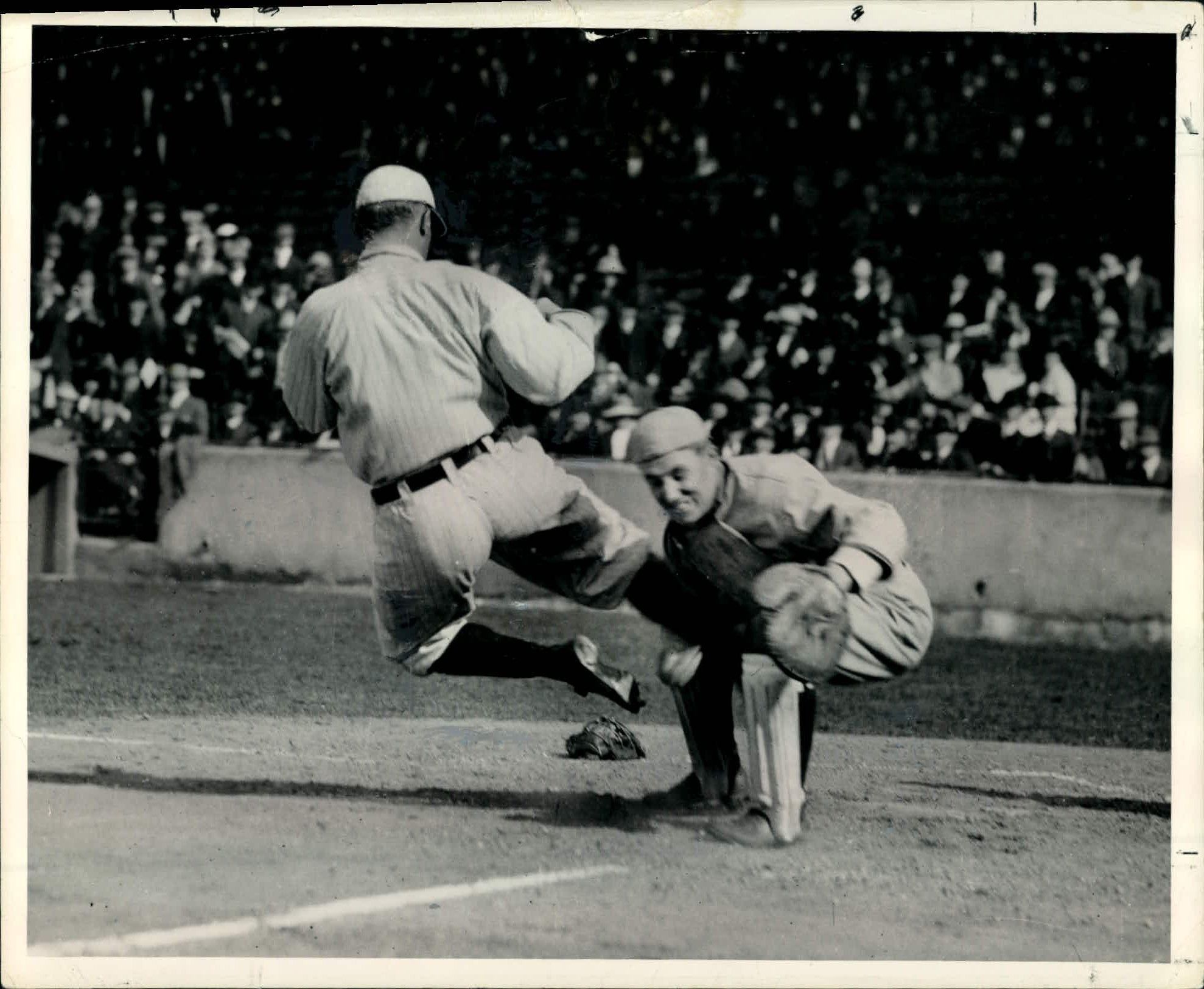 Ty_Cobb%27s_flying_feet_in_1912.jpeg