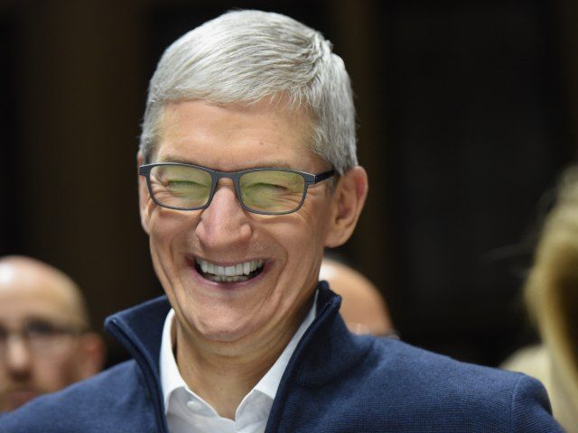 Tim-Cook-CEO-of-Apple-laughing-640x480.jpg