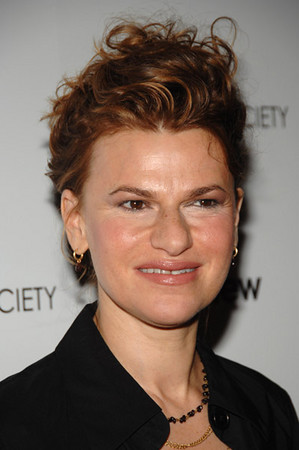 sandra-bernhard.jpg