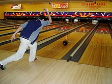 220px-Bowlerbowling.JPG