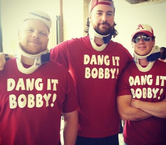 arkansas-fans-bobby-petrino.jpg