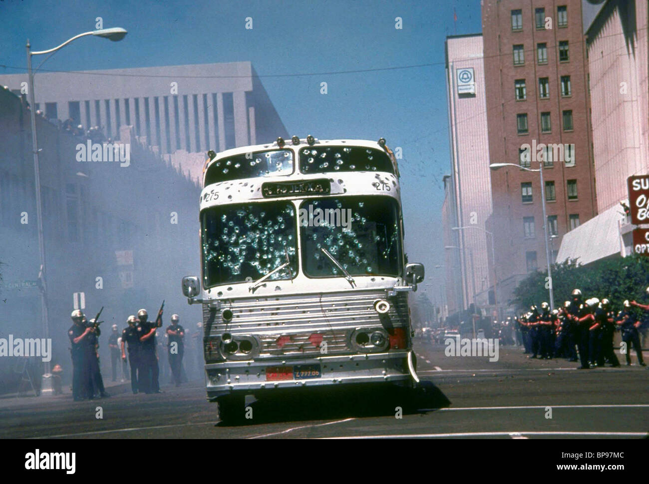 bullet-ridden-bus-the-gauntlet-1977-BP97MC.jpg