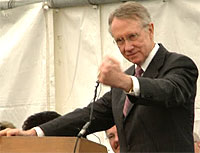 Harry_Reid_hand_200.jpg