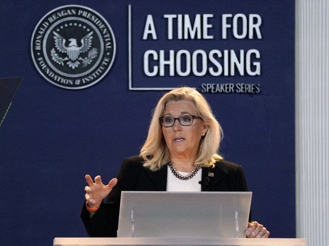 Liz-Cheney-speaks-in-Simi-Valley-California-640x480.jpg