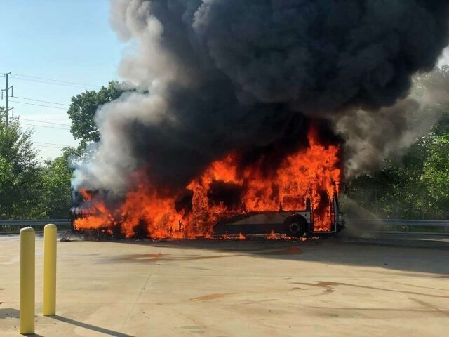 Electric-bus-fire-640x480.jpg