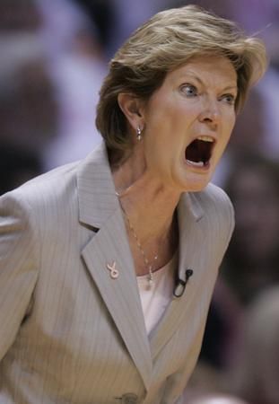 73901024bb214ec0f124cf21099050aa--pat-summitt-coach.jpg