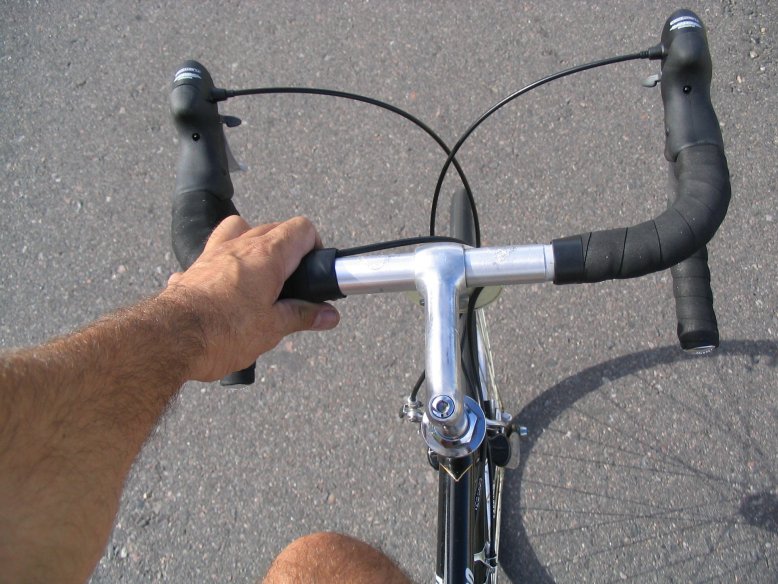 panasonic_dx_2000_bicycle_hand_on_handlebars.jpg