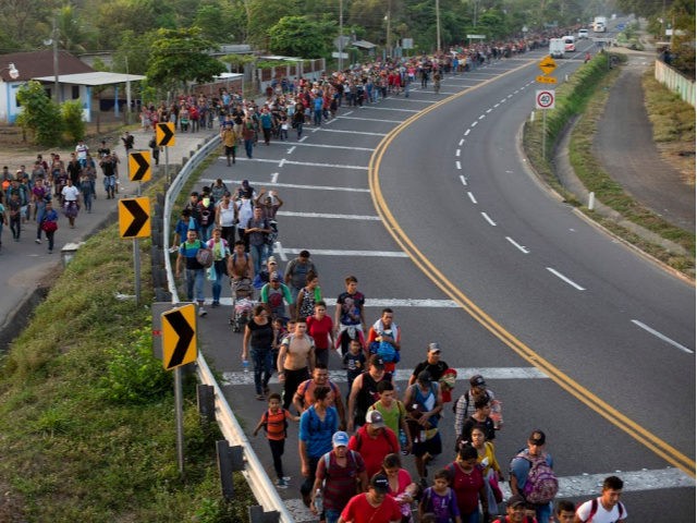 Mexico-Migrant-Caravan-640x480.jpg