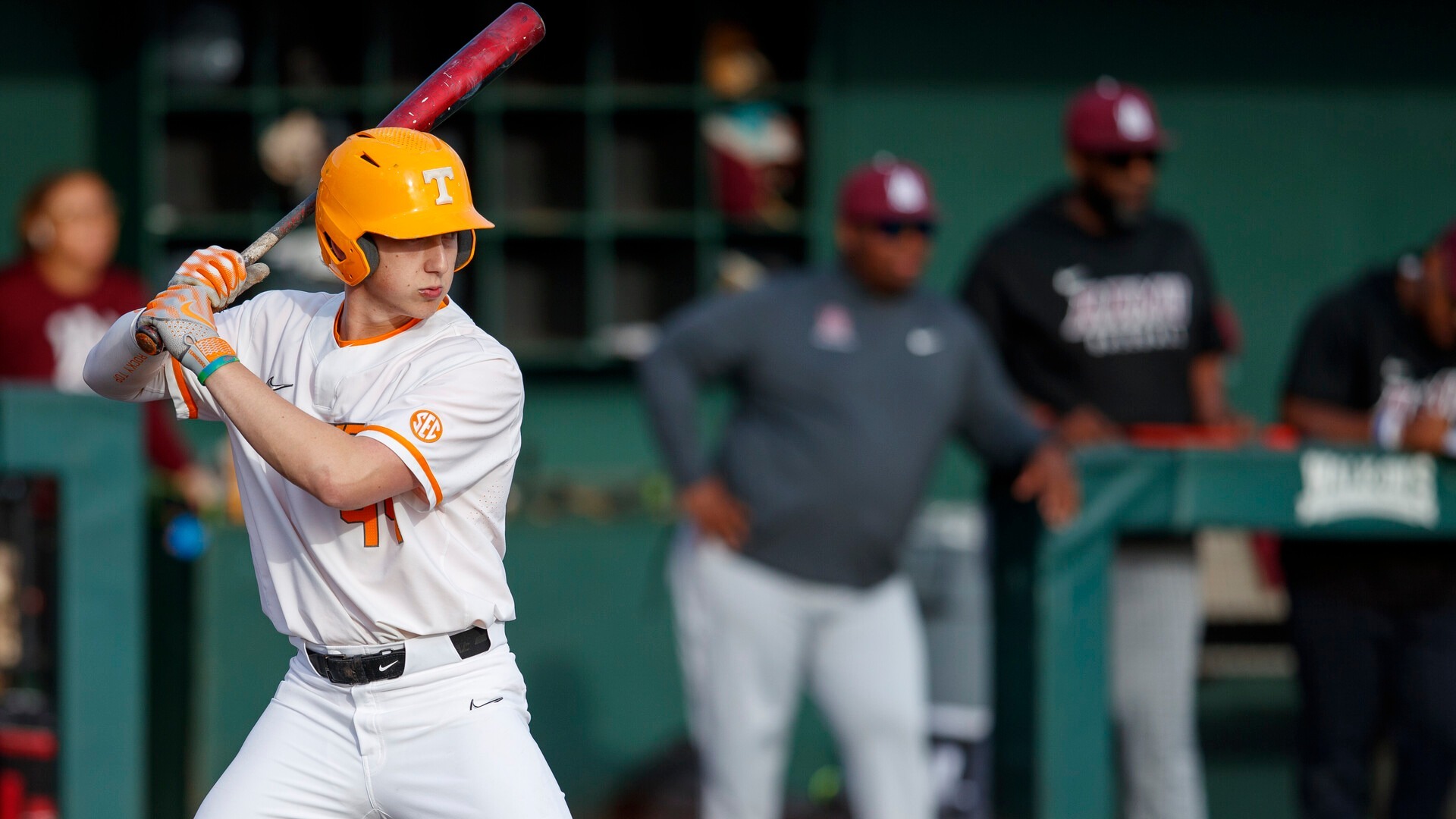 Offense carries Vols in rout of UNC Asheville, Sports