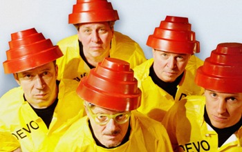 devo_groupshot_8236.jpg