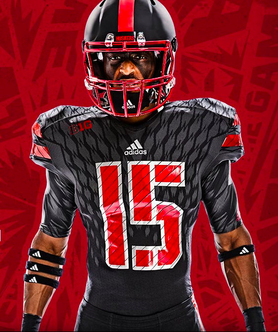 Louisville's new 'Uncaged Cardinal' uniforms