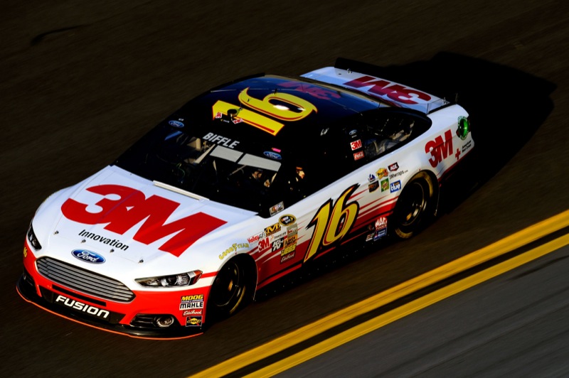 16-greg-biffle-2013-ford-fusion.jpg