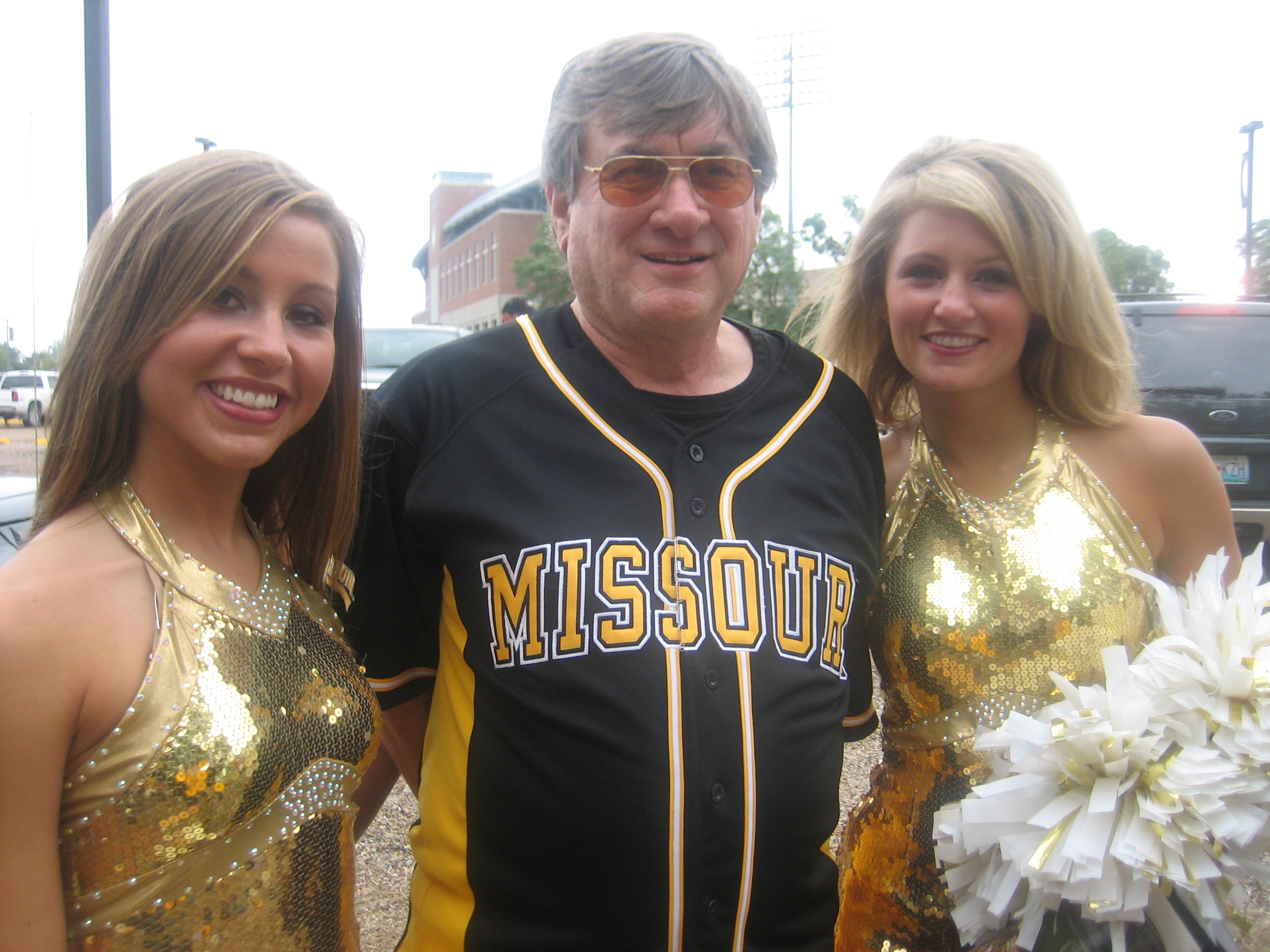 9-13-08_Me_and_Golden_Girls.JPG